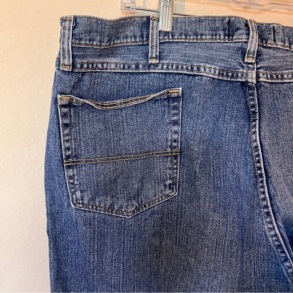 Wrangler Men's Straight Leg Blue Jeans Relaxed Fit 42x30 - Picture 10 of 11